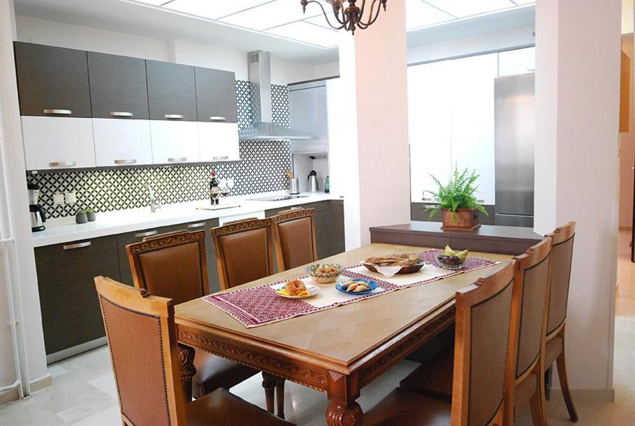Heraklion Center Boutique 3 Bedroom Apartment Penelope מראה חיצוני תמונה